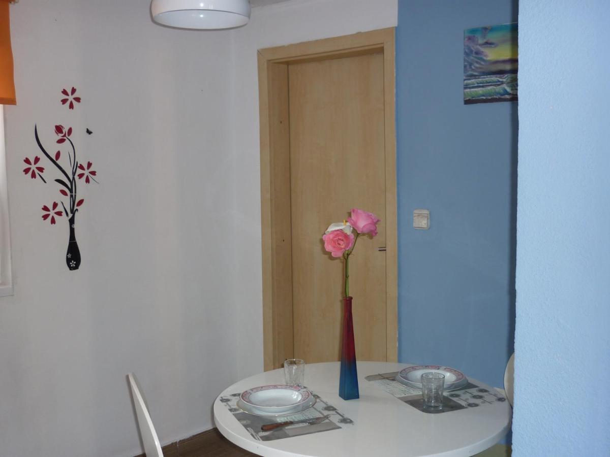Apartman Tisno Eksteriør billede